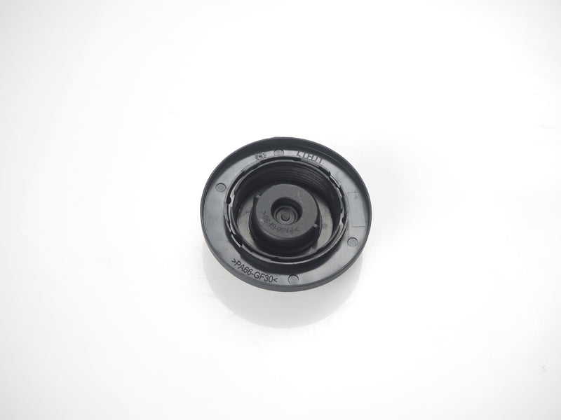 Replacement coolant expansion tank cap LR010965 for Land Rover 3.0L & 5.0L. Fits Range Rover, Defender, Discovery