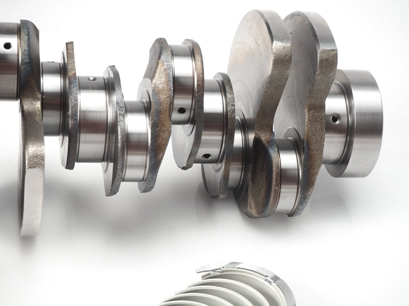 replacement parts for Jaguar 3.0L V6 TDV6 SDV6 diesel engine rebuild kit including crankshaft and bearings