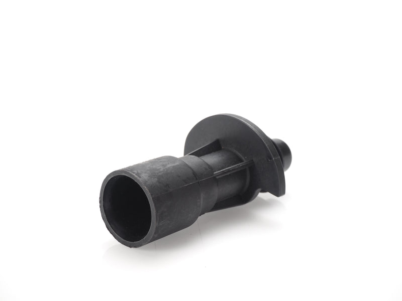 LR028136 Oil Cooler Pipe for 3.0L V6 and 5.0L V8 Land Rover models including Range Rover and Velar